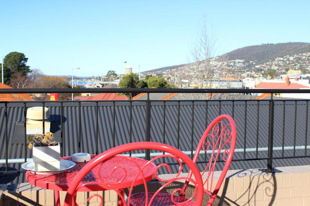 Apartments On Star Sandy Bay Exterior photo
